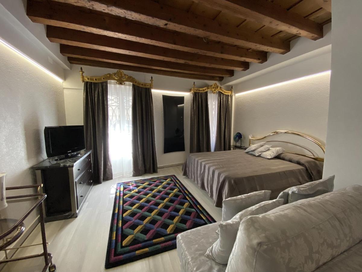 Ln Homes Venice - San Marco Canal View Veneza Exterior foto