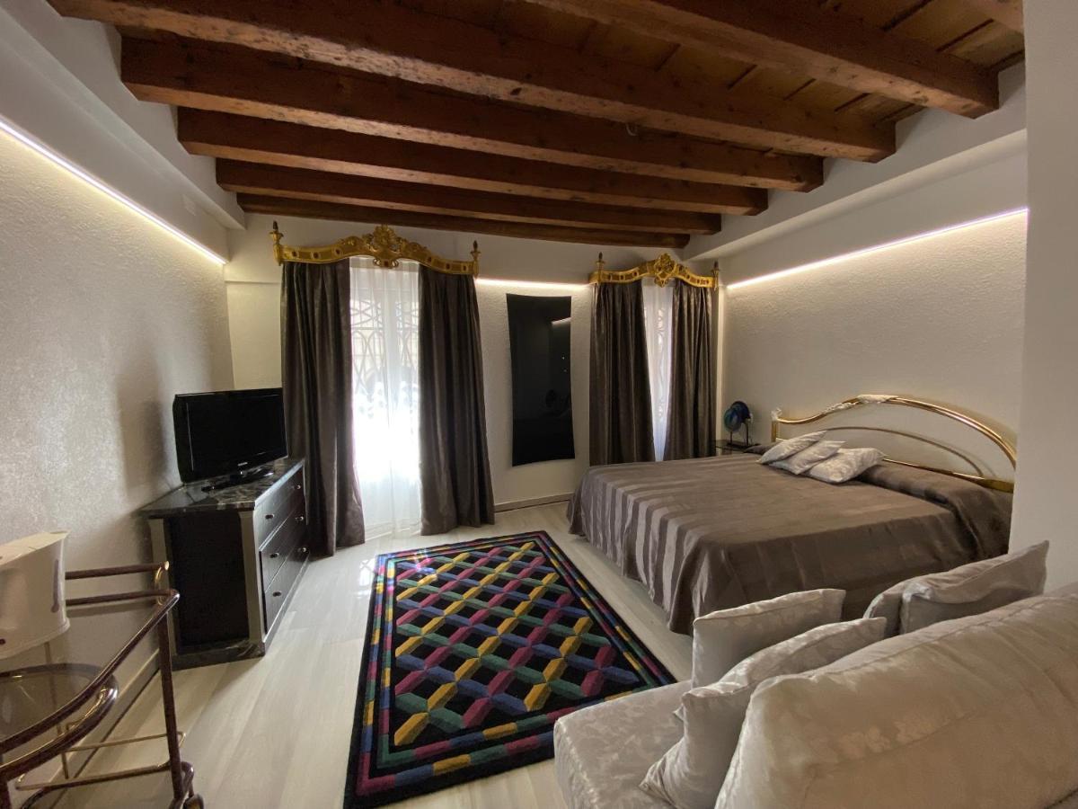 Ln Homes Venice - San Marco Canal View Veneza Exterior foto